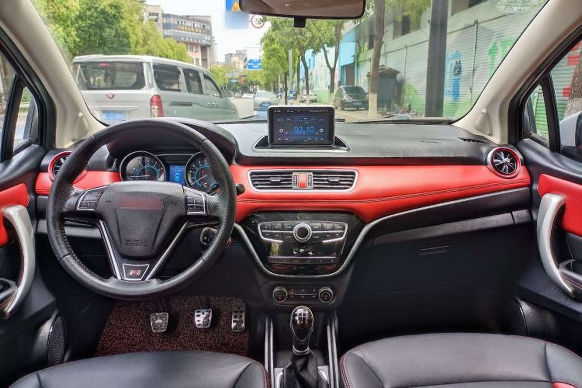 Used Haval H1 2015 1.5L Manual Luxury Model Interior 6
