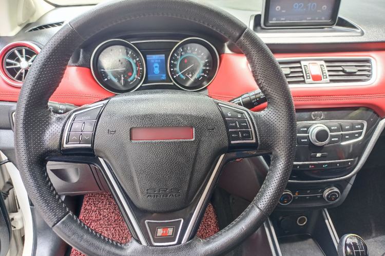 Used Haval H1 2015 1.5L Manual Luxury Model Interior 8