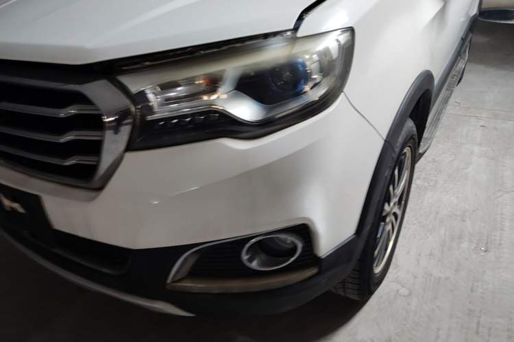Used Haval H1 2015 1.5L Manual Luxury Model Left Front Headlight