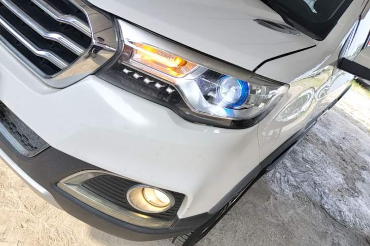 Used Haval H1 2015 1.5L AMT Luxury Model Left Front Headlight