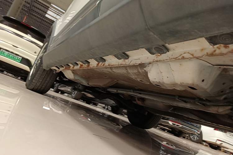 Used Haval H1 2015 1.5L AMT Luxury Model Left Side Sill