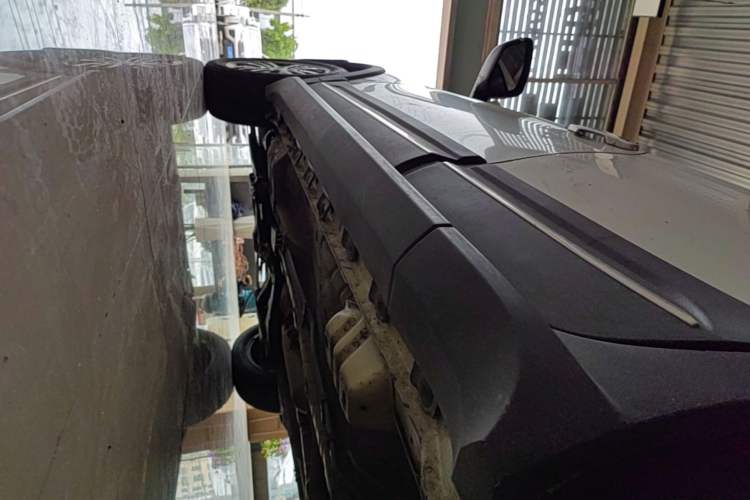 Used Haval H1 2015 1.5L AMT Luxury Model Left Side Sill