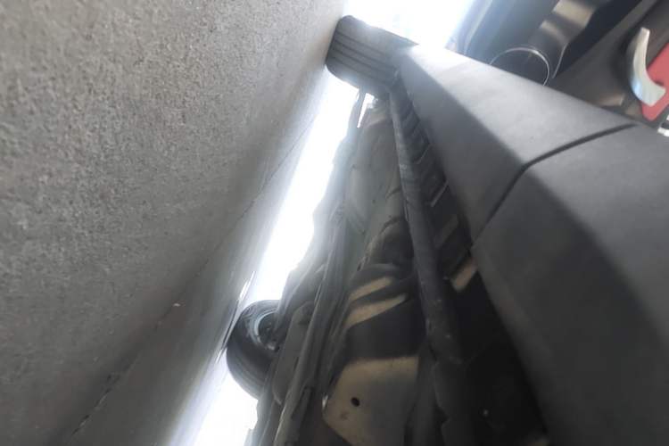 Used Haval H1 2015 1.5L AMT Luxury Model Left Side Sill