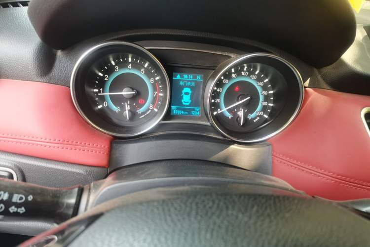 Used Haval H1 2015 1.5L AMT Urban Model Odometer Close Up