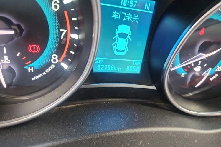 Used Haval H1 2015 1.5L AMT Luxury Model Odometer Close Up