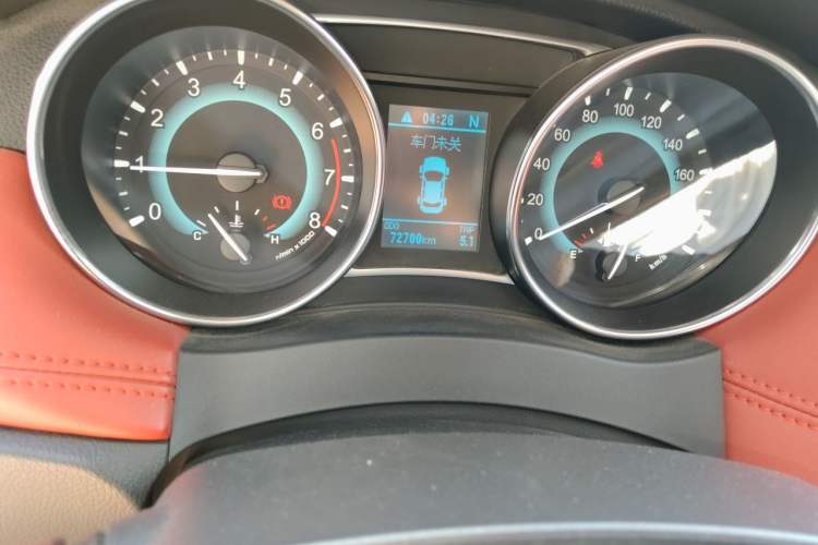 Used Haval H1 2015 1.5L AMT Luxury Model Odometer Close Up