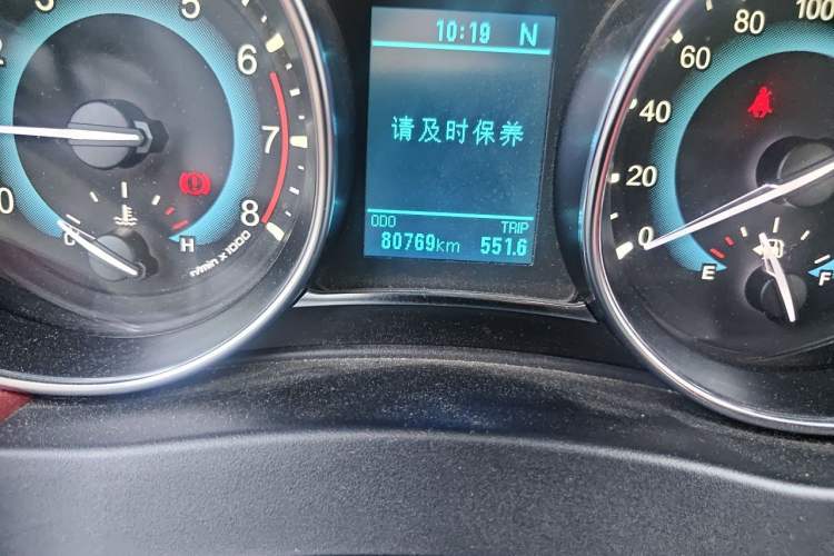 Used Haval H1 2015 1.5L AMT Luxury Model Odometer Close Up
