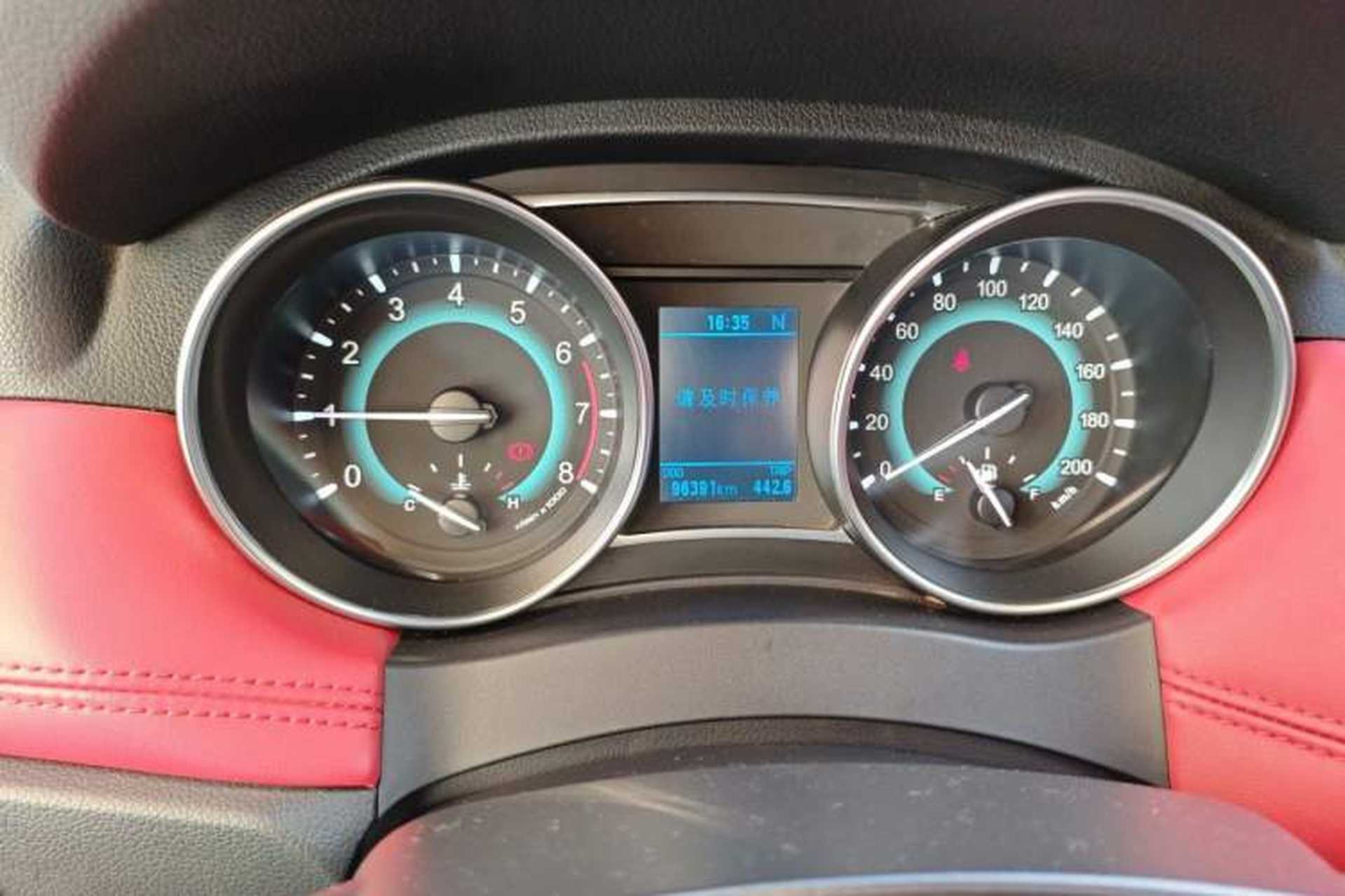 Used Haval H1 2015 1.5L AMT Luxury Model Odometer Close Up