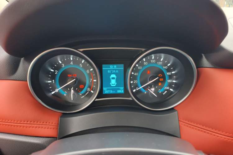 Used Haval H1 2015 1.5L Manual Urban Model Odometer Close Up