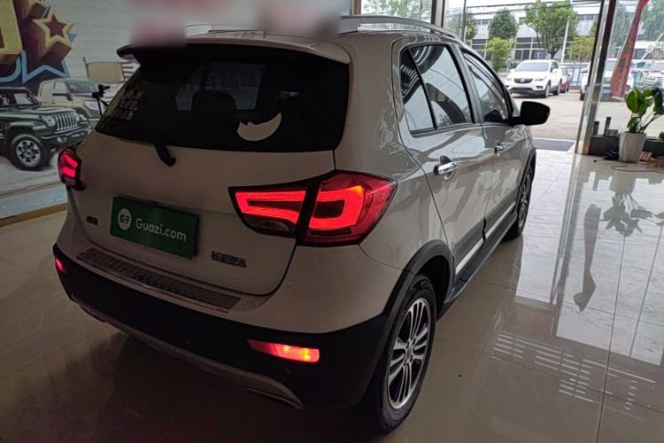 Used Haval H1 2015 1.5L AMT Luxury Model Rear Right 45 Deg