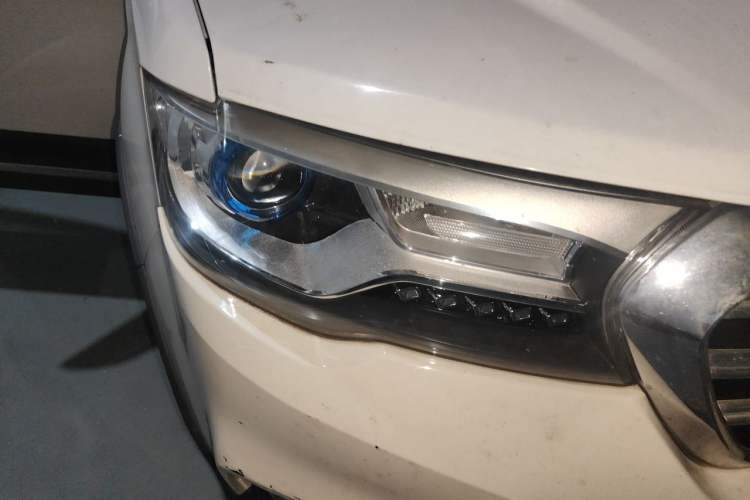 Used Haval H1 2015 1.5L AMT Luxury Model Right Front Headlight