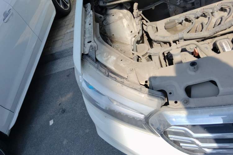 Used Haval H1 2015 1.5L AMT Luxury Model Right Front Headlight