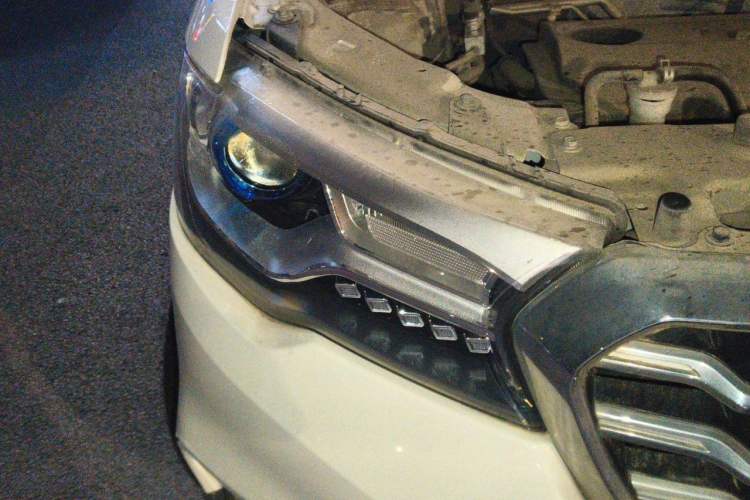 Used Haval H1 2015 1.5L AMT Luxury Model Right Front Headlight