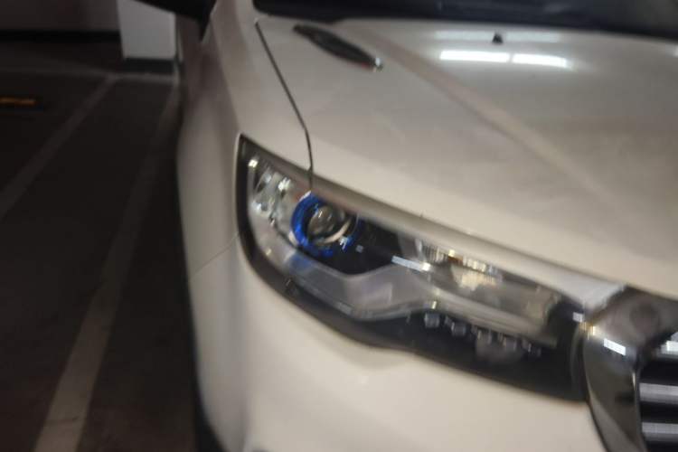 Used Haval H1 2015 1.5L Manual Luxury Model Right Front Headlight