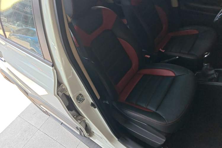 Used Haval H1 2015 1.5L Manual Luxury Model Right Front Seat