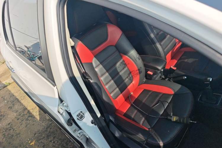 Used Haval H1 2015 1.5L AMT Luxury Model Right Front Seat
