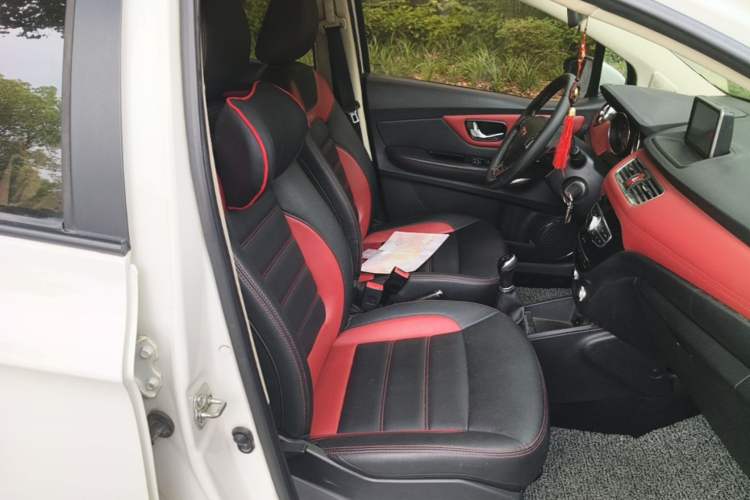 Used Haval H1 2015 1.5L Manual Luxury Model Right Front Seat