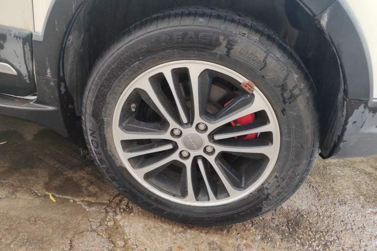 Used Haval H1 2015 1.5L AMT Luxury Model Right Front Wheel Hub