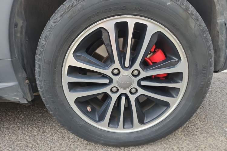 Used Haval H1 2015 1.5L AMT Luxury Model Right Front Wheel Hub
