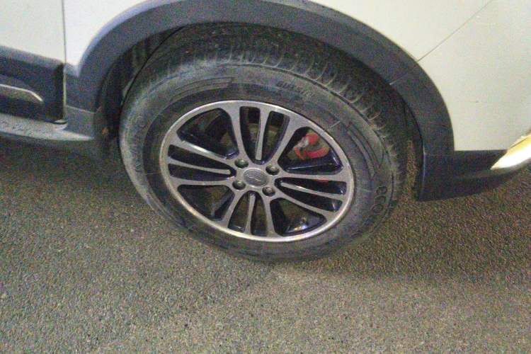 Used Haval H1 2015 1.5L AMT Luxury Model Right Front Wheel Hub