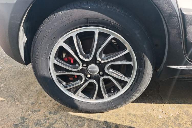 Used Haval H1 2015 1.5L AMT Luxury Model Right Rear Wheel Hub