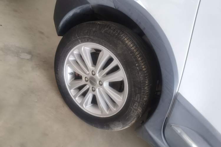 Used Haval H1 2015 1.5L Manual Urban Model Right Rear Wheel Hub