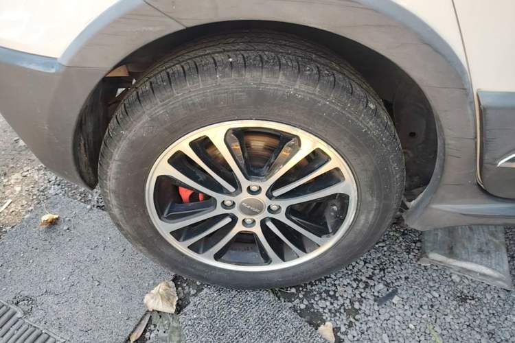 Used Haval H1 2015 1.5L AMT Luxury Model Right Rear Wheel Hub