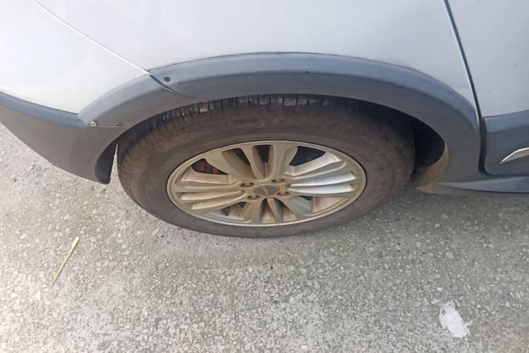Used Haval H1 2015 1.5L Manual Urban Model Right Rear Wheel Hub