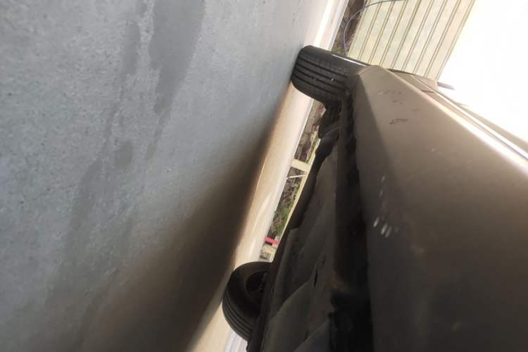 Used Haval H1 2015 1.5L AMT Luxury Model Right Side Sill
