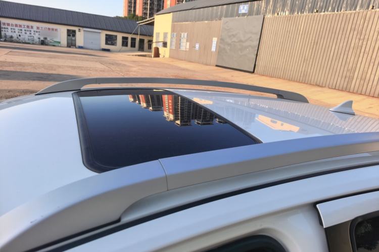 Used Haval H1 2015 1.5L AMT Luxury Model Roof