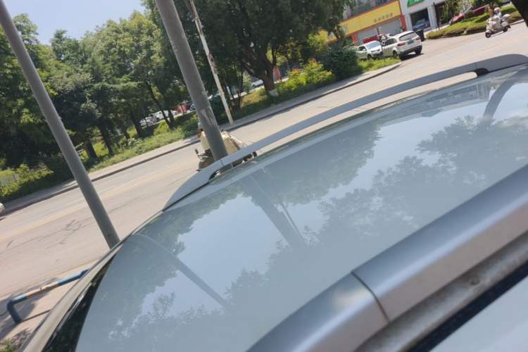 Used Haval H1 2015 1.5L Manual Luxury Model Roof