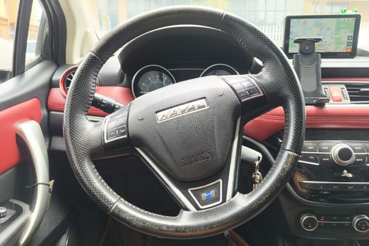 Used Haval H1 2015 1.5L Manual Luxury Model Steering Wheel