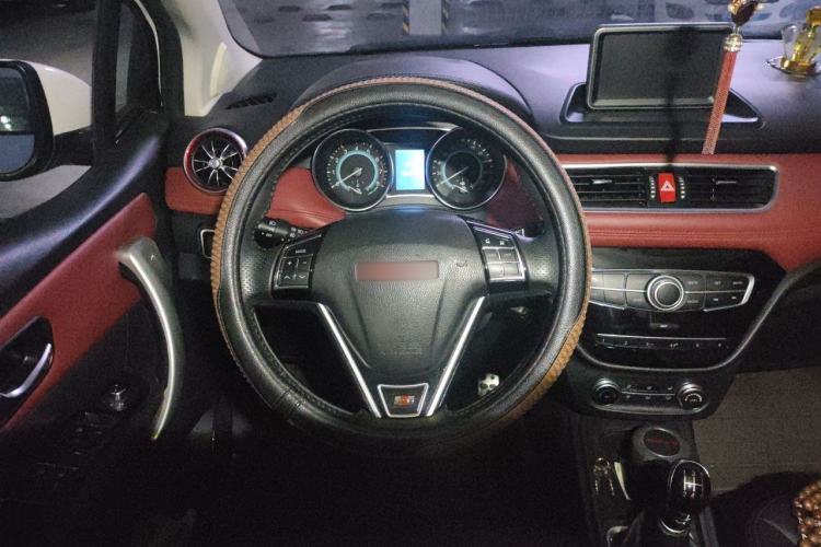 Used Haval H1 2015 1.5L Manual Luxury Model Steering Wheel