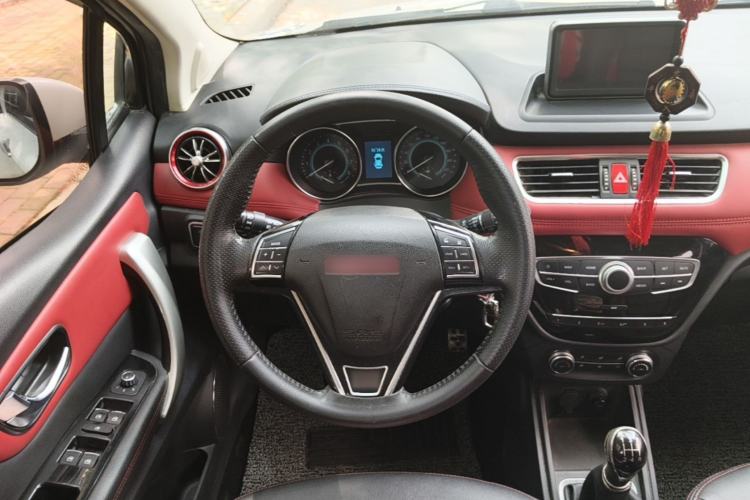 Used Haval H1 2015 1.5L Manual Luxury Model Steering Wheel