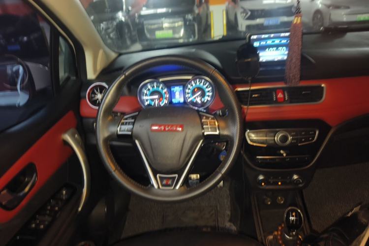 Used Haval H1 2015 1.5L Manual Luxury Model Steering Wheel