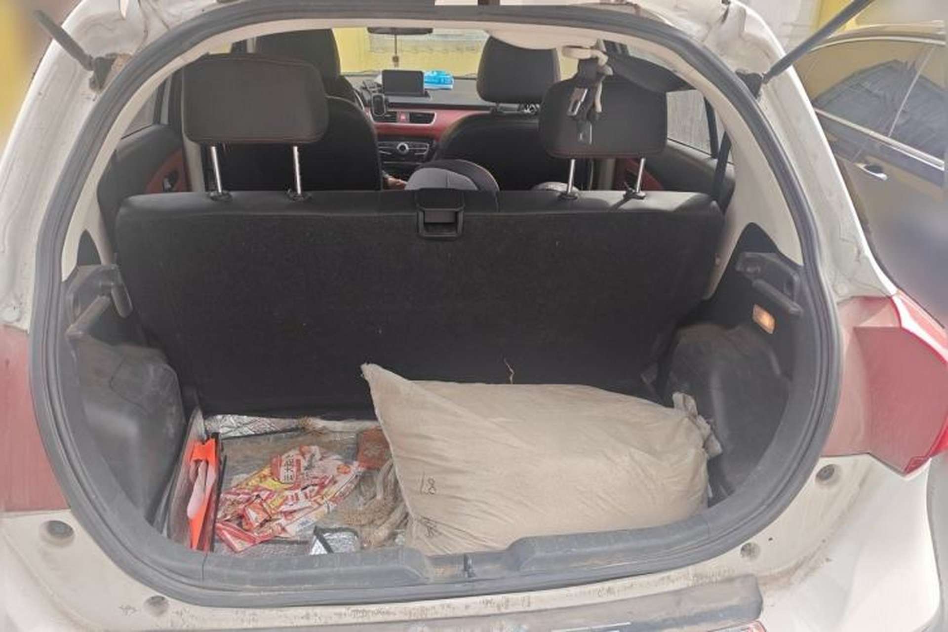 Used Haval H1 2015 1.5L Manual Luxury Model Trunk