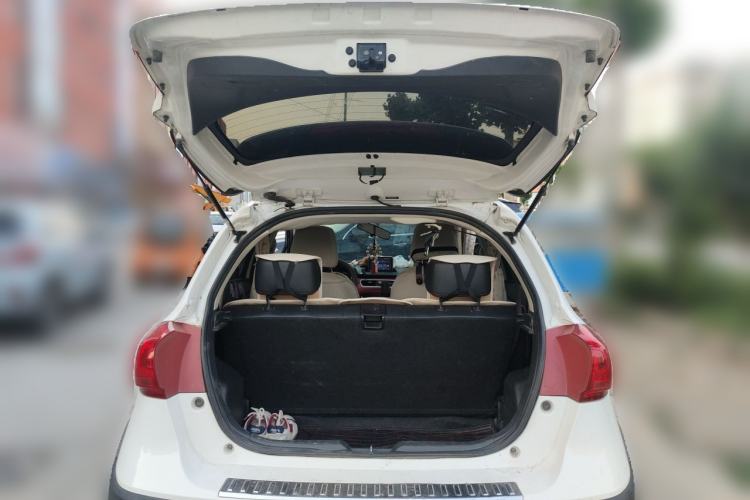 Used Haval H1 2015 1.5L AMT Luxury Model Trunk
