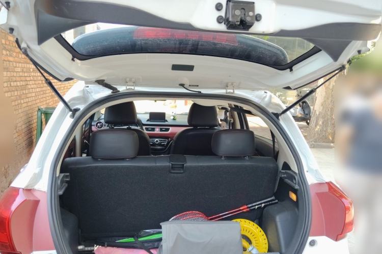 Used Haval H1 2015 1.5L Manual Luxury Model Trunk