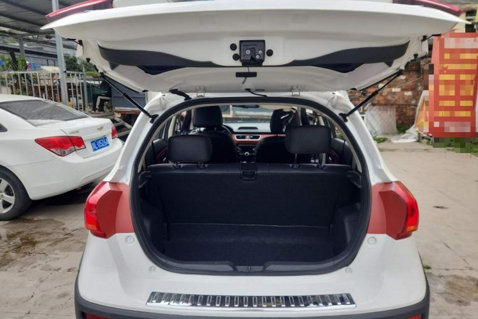 Used Haval H1 2015 1.5L Manual Urban Model Trunk