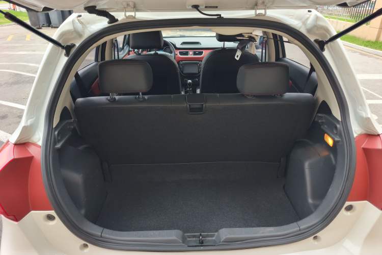 Used Haval H1 2015 1.5L Manual Urban Model Trunk