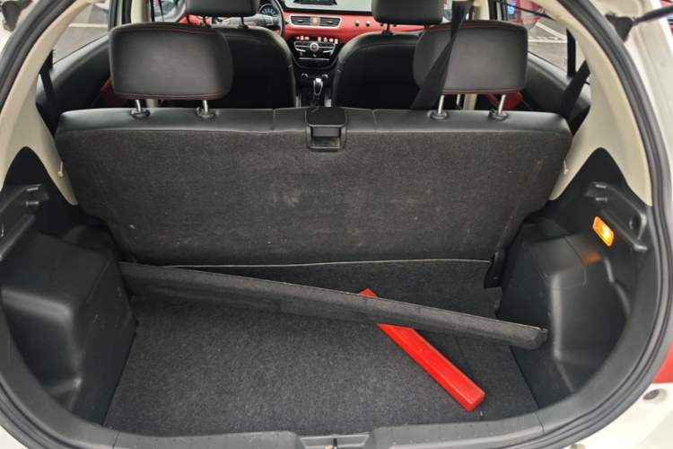 Used Haval H1 2015 1.5L AMT Luxury Model Trunk