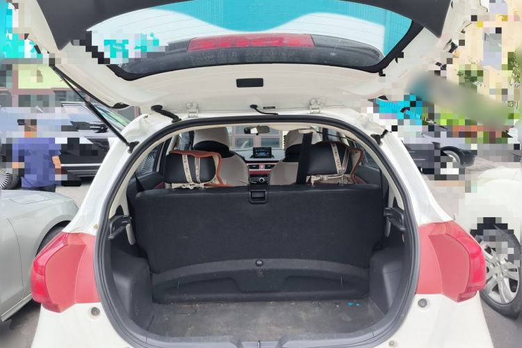 Used Haval H1 2015 1.5L Manual Luxury Model Trunk
