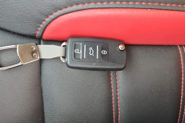 Used Haval H1 2015 1.5L AMT Luxury Model Vehicle Key