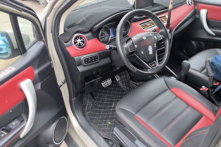 Used Haval H1 2015 1.5L AMT Luxury Model Driver Seat