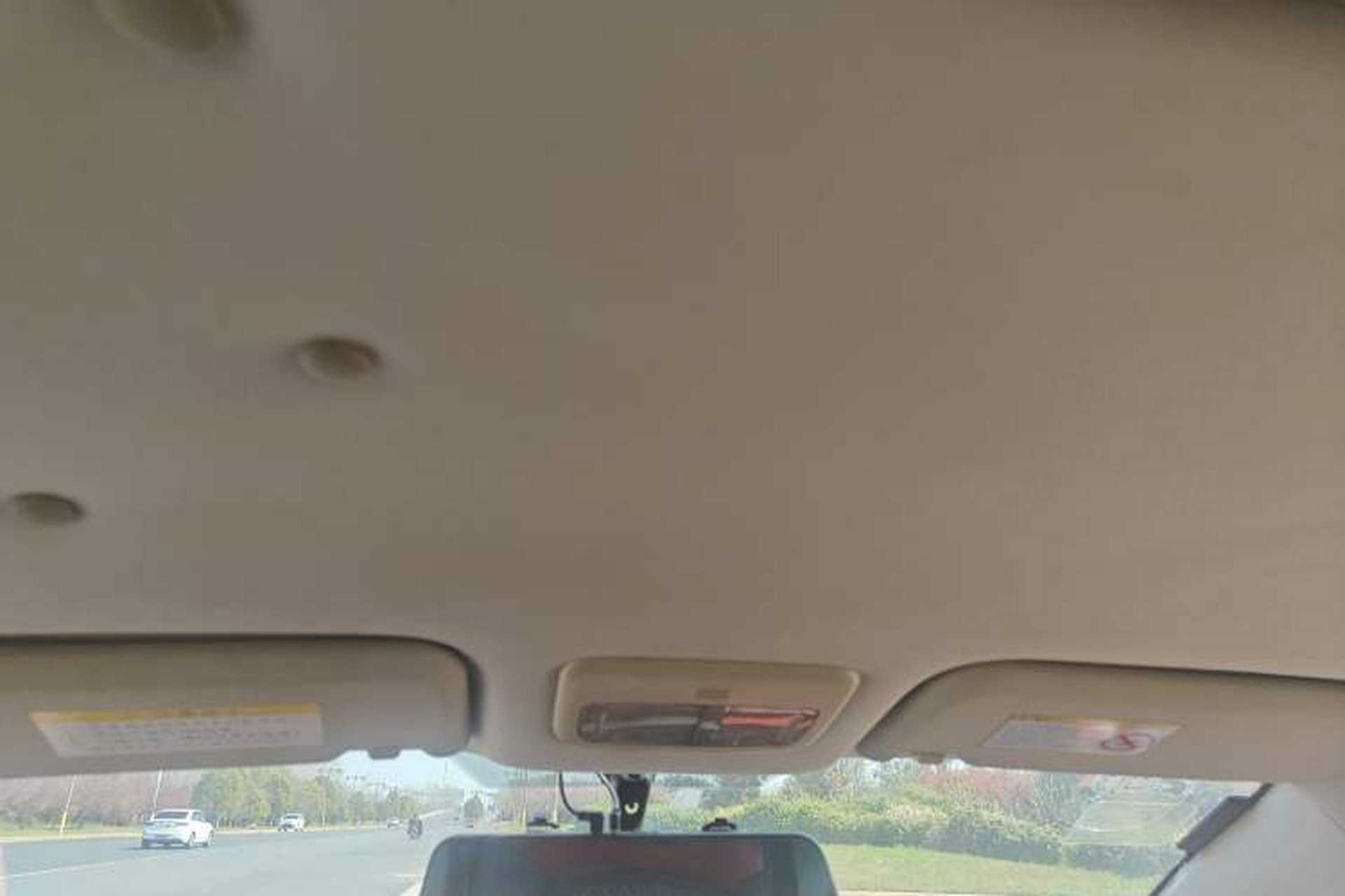Used Haval H1 2015 1.5L AMT Luxury Model Headliner