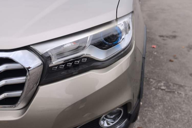 Used Haval H1 2015 1.5L AMT Luxury Model Left Front Headlight