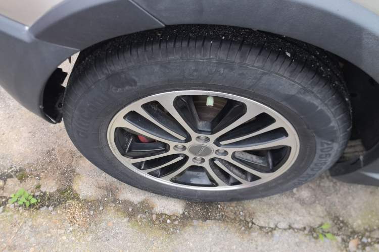Used Haval H1 2015 1.5L AMT Luxury Model Right Rear Wheel Hub