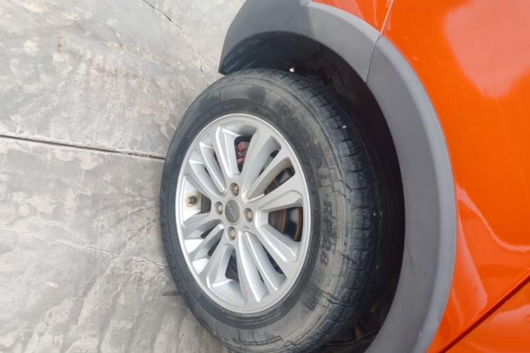 Used Haval H1 2015 1.5L Manual Urban Model Right Rear Wheel Hub