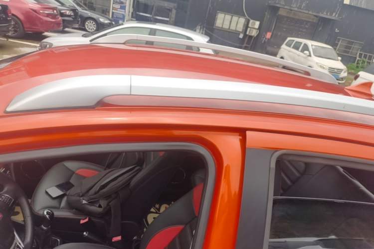 Used Haval H1 2015 1.5L Manual Urban Model Roof