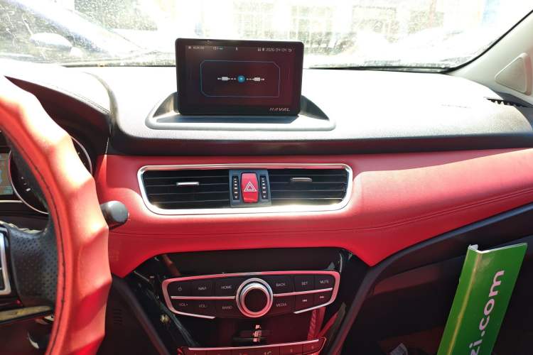 Used Haval H1 2016 Blue Label 1.5L AMT Luxury Model Audio And AC Panel